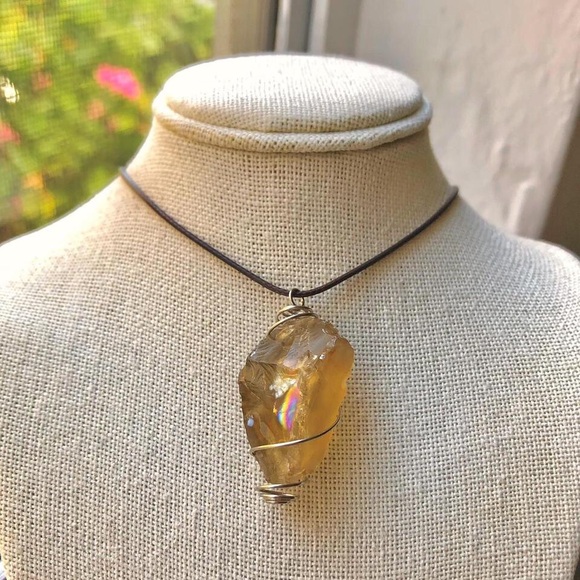 Raw Honey Calcite Crystal Cage (Dark Brown) Boho Necklace/Choker - Picture 3 of 4